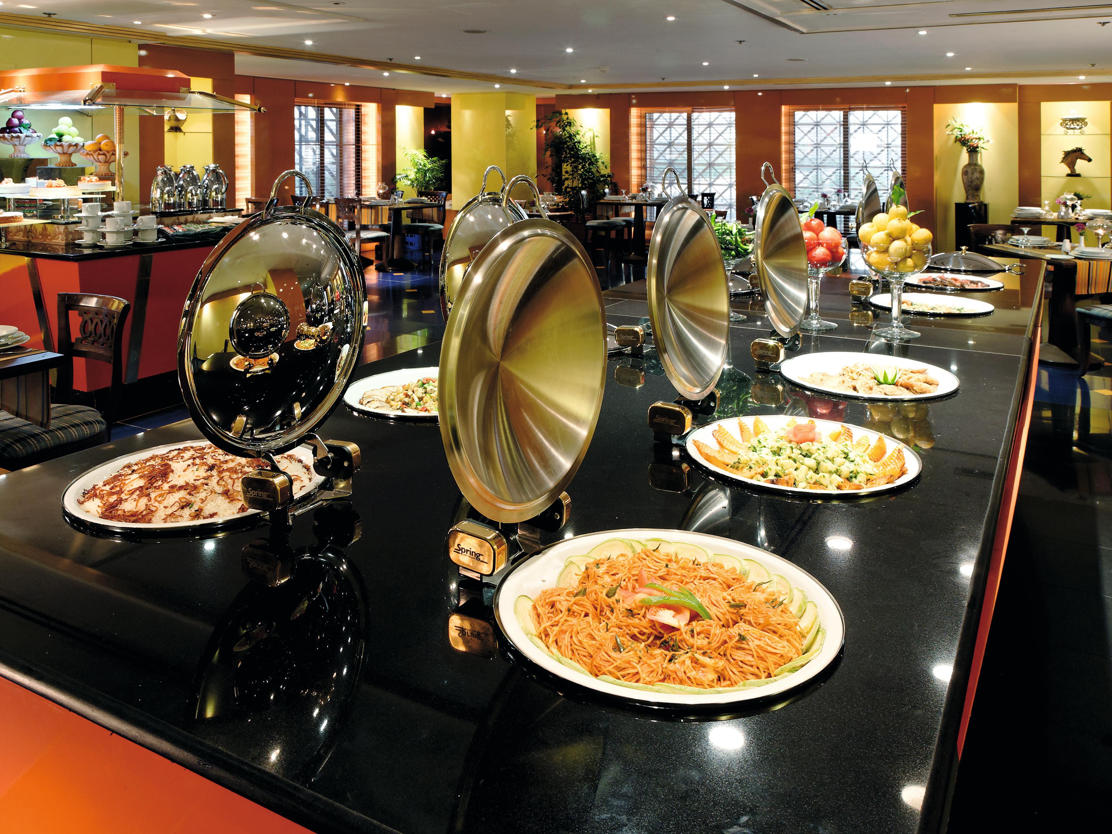 Rua International — Tempat Makan